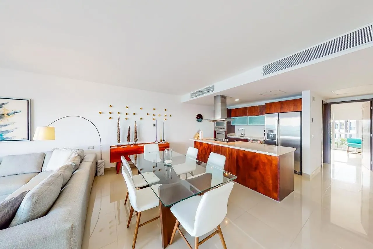 Casa Altamar Penthouse Oceanfront 123 Norte @ Mareazul Beachfront Appartement Playa del Carmen