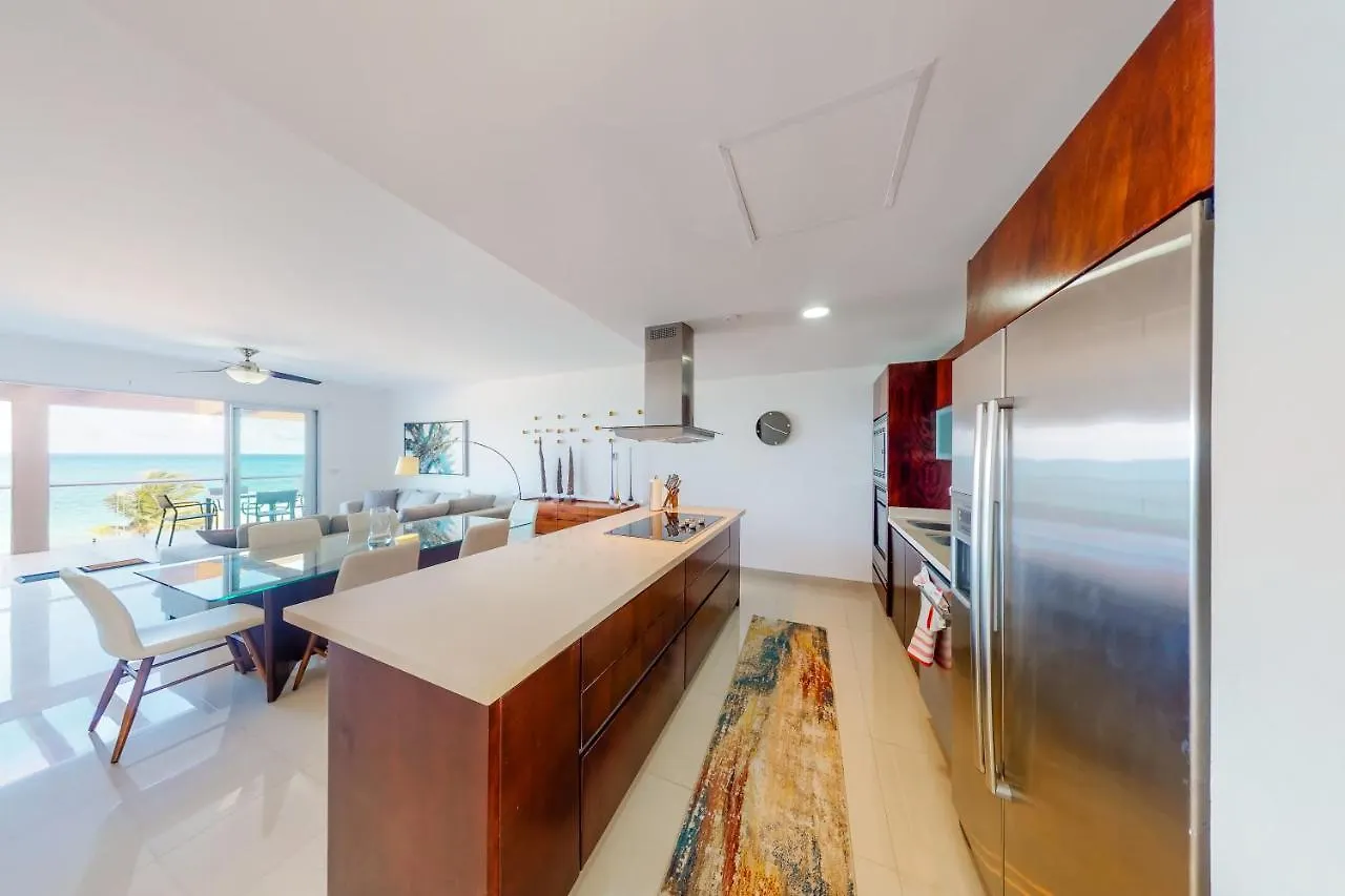 Casa Altamar Penthouse Oceanfront 123 Norte @ Mareazul Beachfront Appartement Playa del Carmen