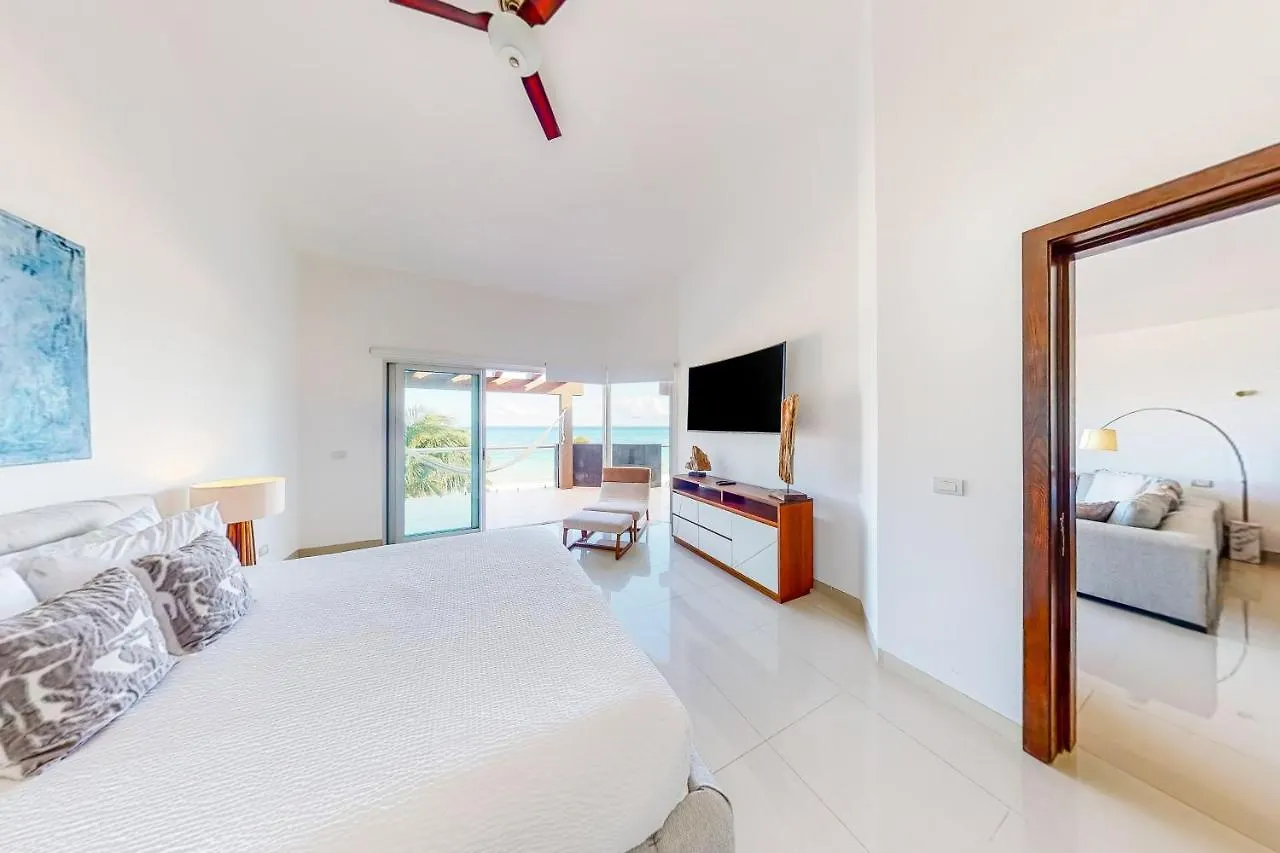 Casa Altamar Penthouse Oceanfront 123 Norte @ Mareazul Beachfront Appartement Playa del Carmen Mexico