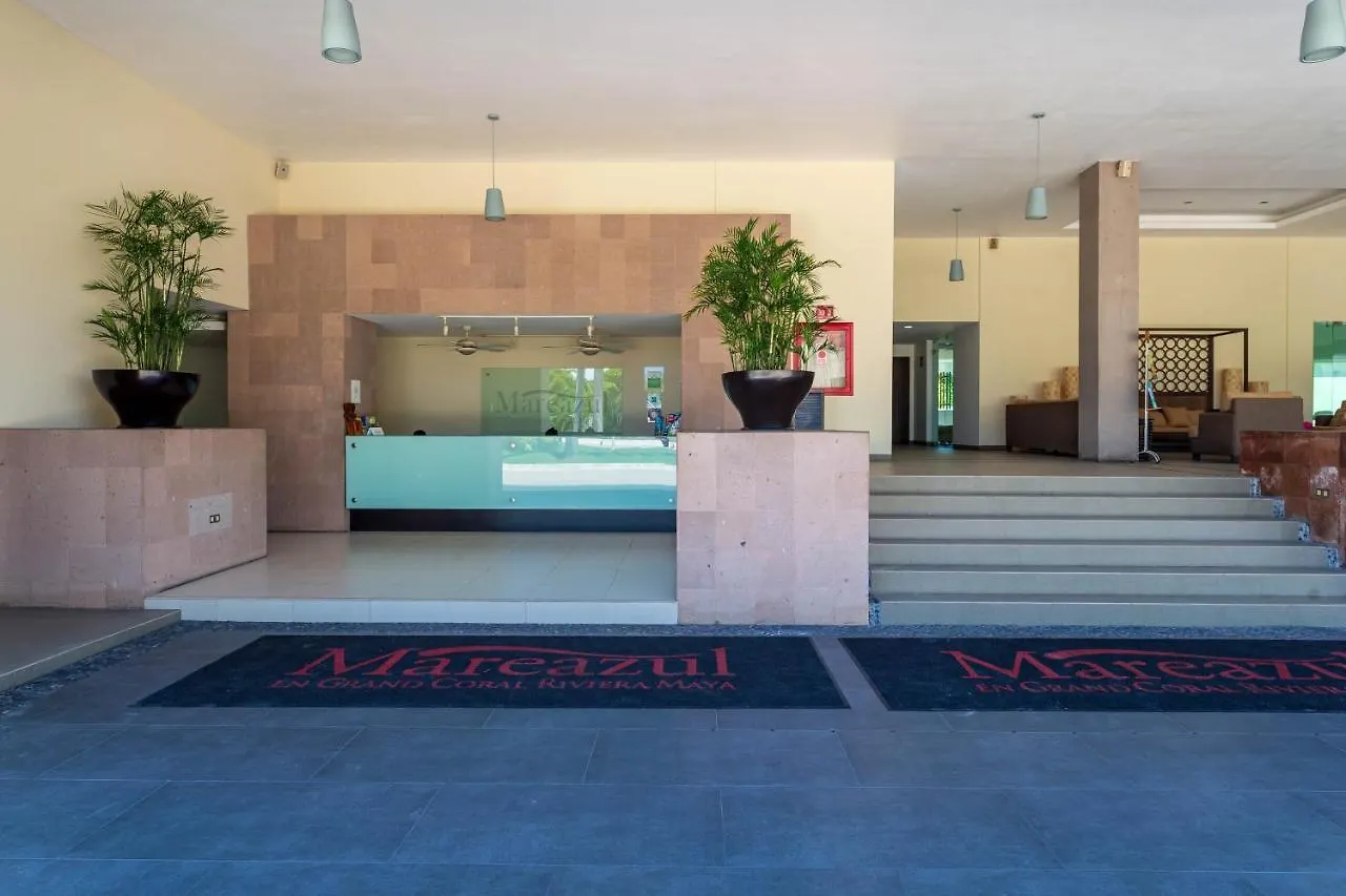 Casa Altamar Penthouse Oceanfront 123 Norte @ Mareazul Beachfront Appartement Playa del Carmen