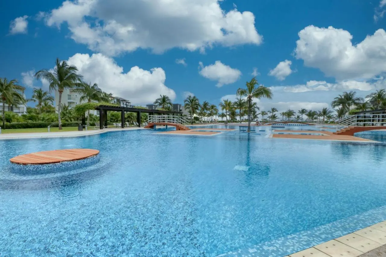 Casa Altamar Penthouse Oceanfront 123 Norte @ Mareazul Beachfront Appartement Playa del Carmen